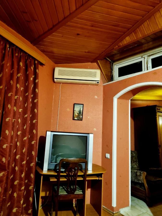 Polonia Tbilisi House Hotel Exterior photo