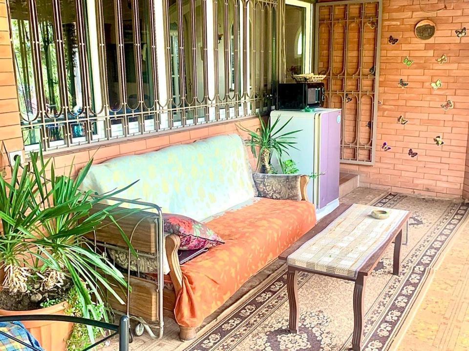 Polonia Tbilisi House Hotel Exterior photo